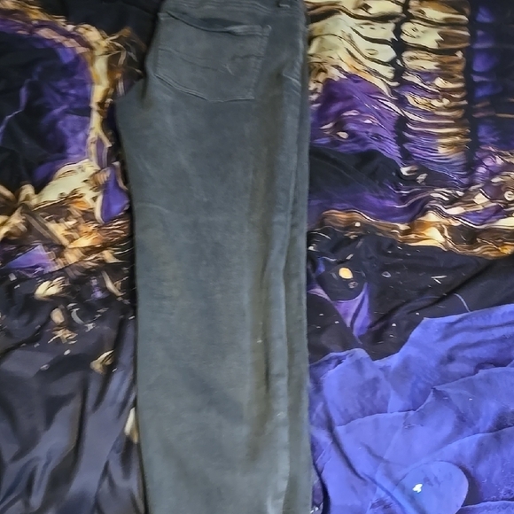 Stylish Gray Denim Jeans - Picture 3 of 8